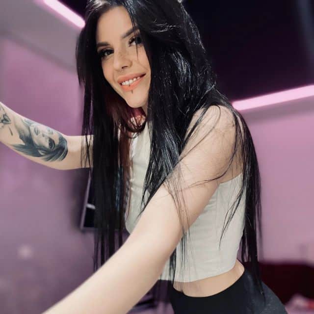 Coco1996 – Amateure Camsex